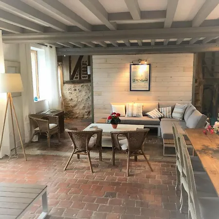 Holiday home Legrandpressoir *