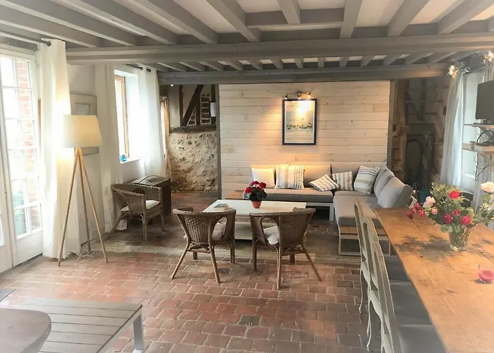 Holiday home Legrandpressoir *